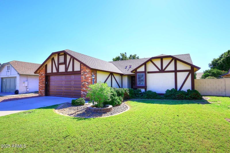 5613 Yucca St, Glendale, AZ 85304