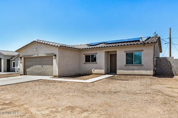 5614 Red Bird Ln, San Tan Valley, AZ 85140