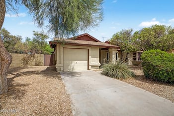 5614 W Buffalo St, Chandler, AZ 85226