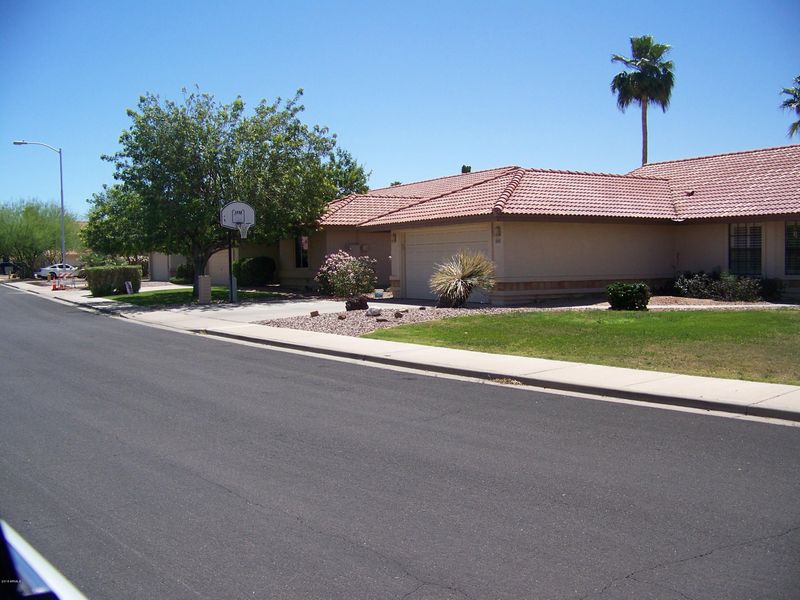 5615 E Fox St, Mesa, AZ 85205