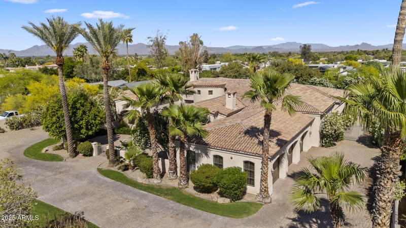 5615 Invergordon Rd, Paradise Valley, AZ 85253