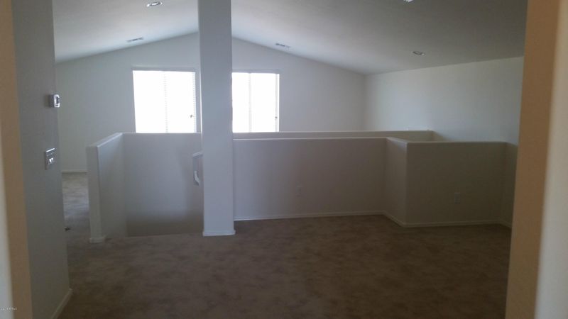 5615 W Beth Dr, Laveen, AZ 85339