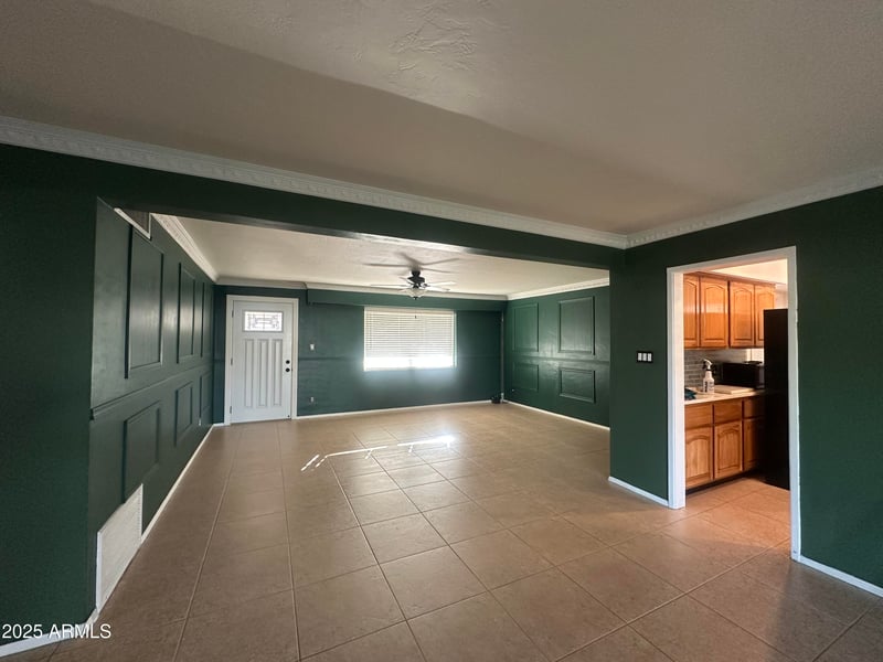 5616 22nd Dr, Phoenix, AZ 85015