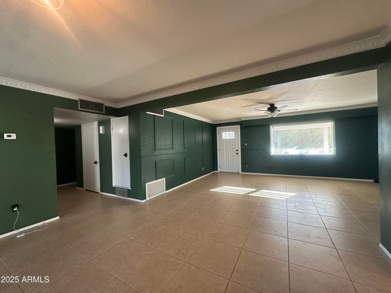 5616 22nd Dr, Phoenix, AZ 85015