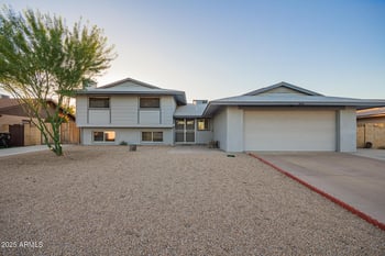 5616 42nd Ln, Phoenix, AZ 85019