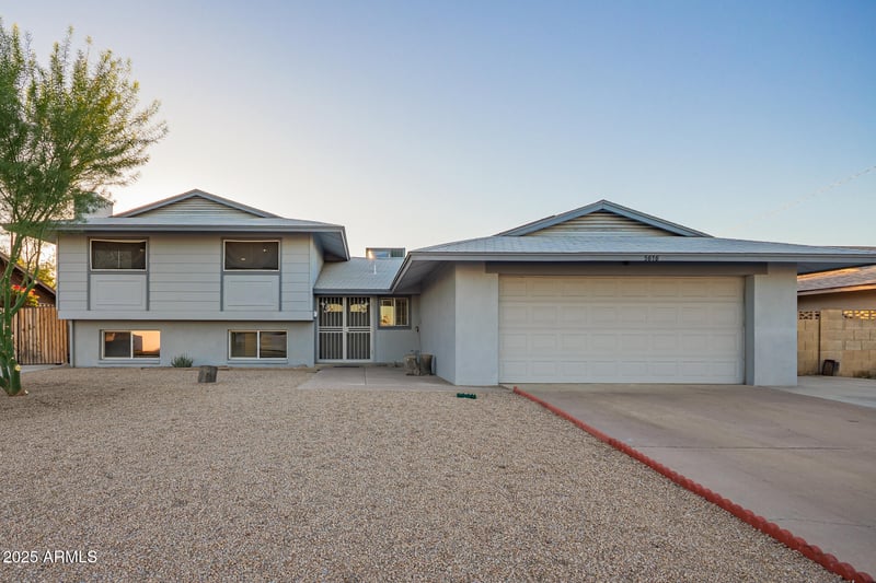 5616 42nd Ln, Phoenix, AZ 85019