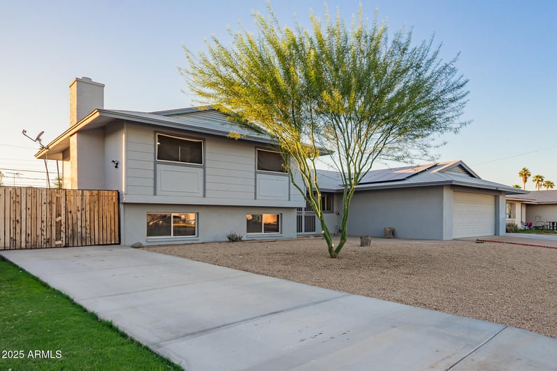 5616 42nd Ln, Phoenix, AZ 85019