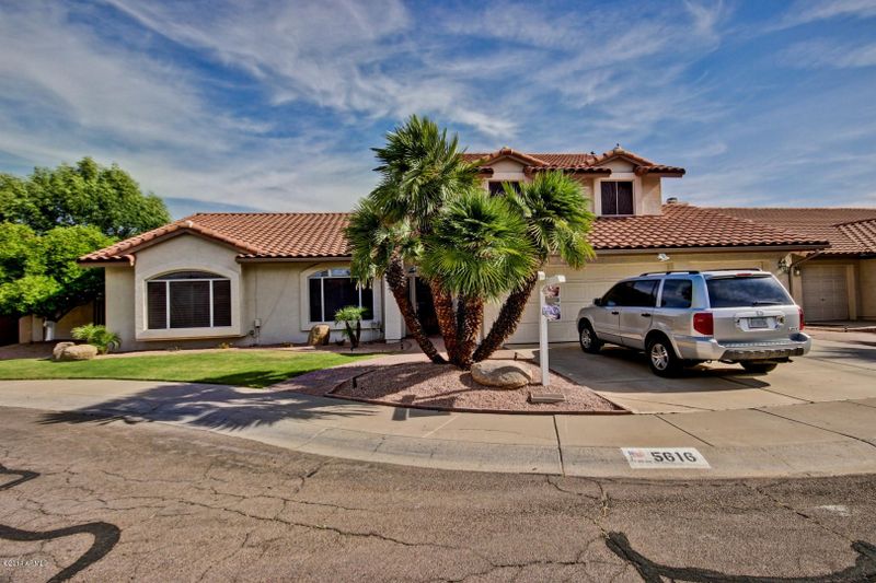 5616 E Claire Dr, Scottsdale, AZ 85254