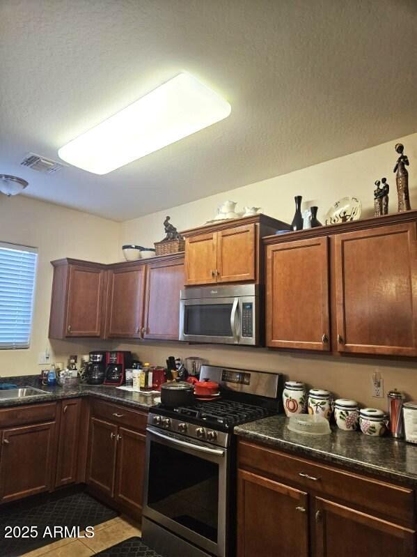 5616 Hidalgo Ave, Laveen, AZ 85339