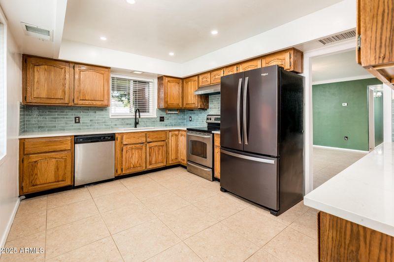 5616 N 22nd Dr, Phoenix, AZ 85015