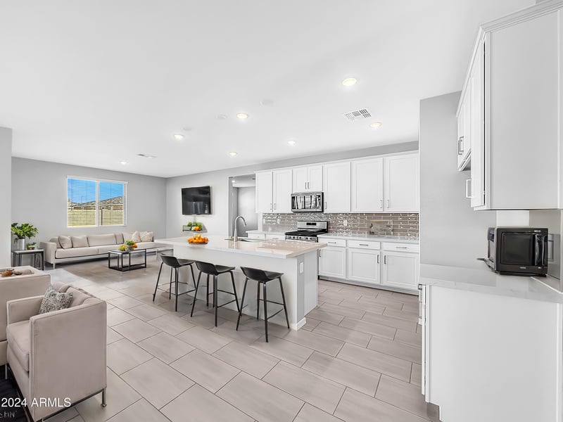 5616 Paseo Way, Laveen, AZ 85339