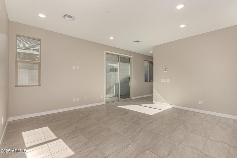 5617 205th Ln, Buckeye, AZ 85396