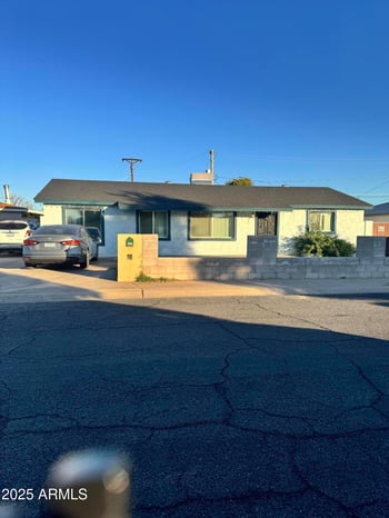 5617 38th Dr, Phoenix, AZ 85019