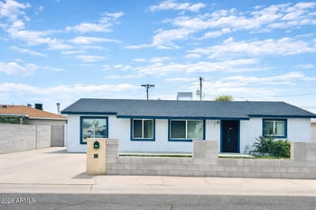 5617 38th Dr, Phoenix, AZ 85019