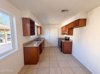 5617 Hatcher Rd, Glendale, AZ 85302