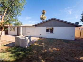 5617 Hatcher Rd, Glendale, AZ 85302