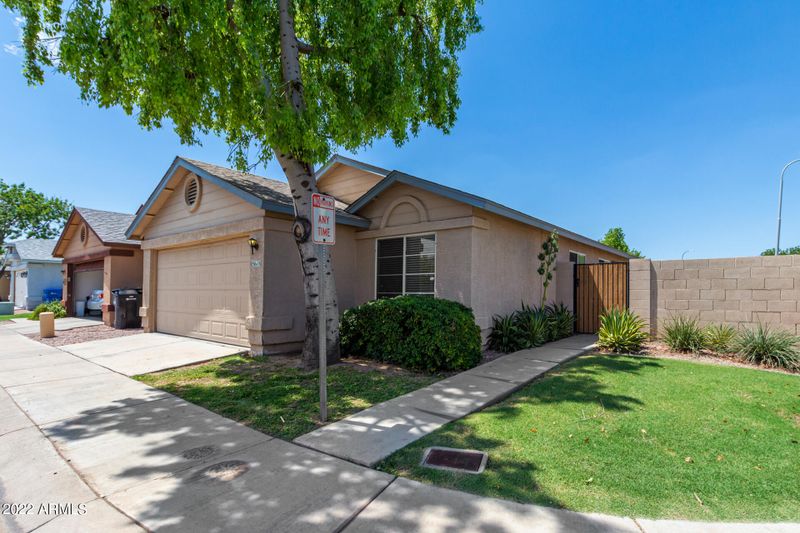 5618 S 41st Way, Phoenix, AZ 85040