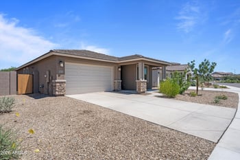 5618 W Mauna Loa Ln, Glendale, AZ 85306