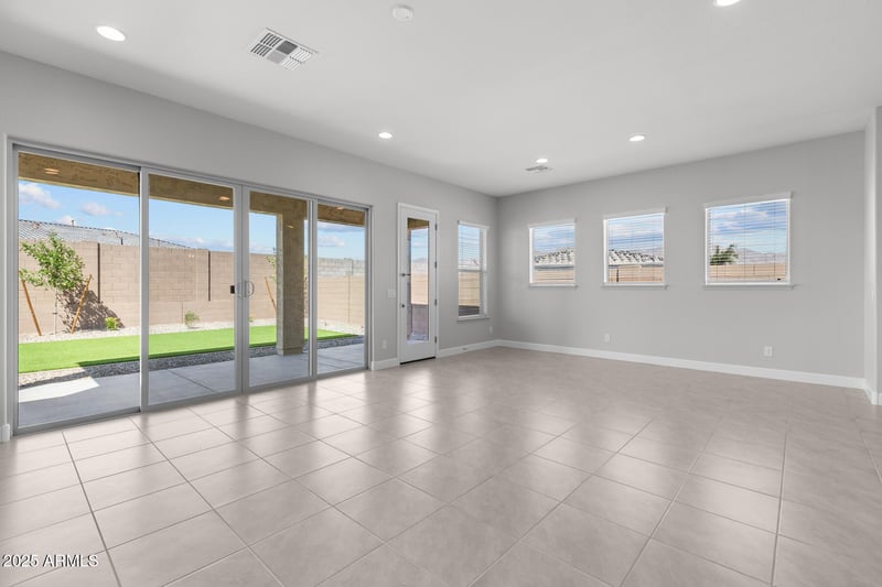 5619 193rd Ave, Litchfield Park, AZ 85340
