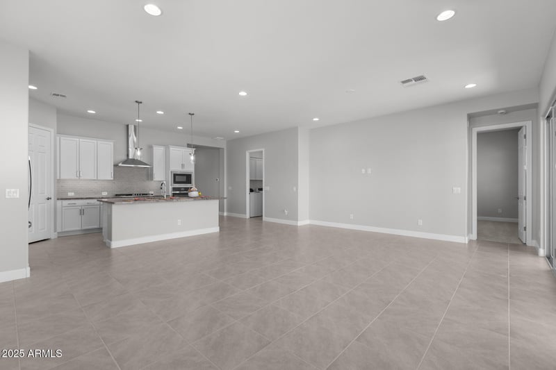 5619 193rd Ave, Litchfield Park, AZ 85340