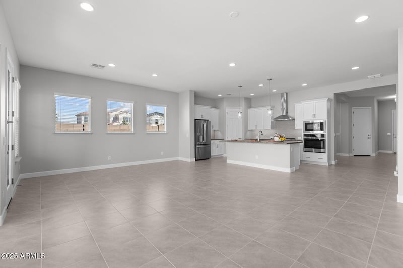 5619 193rd Ave, Litchfield Park, AZ 85340