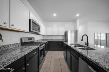 5619 Moody Trl, Laveen, AZ 85339
