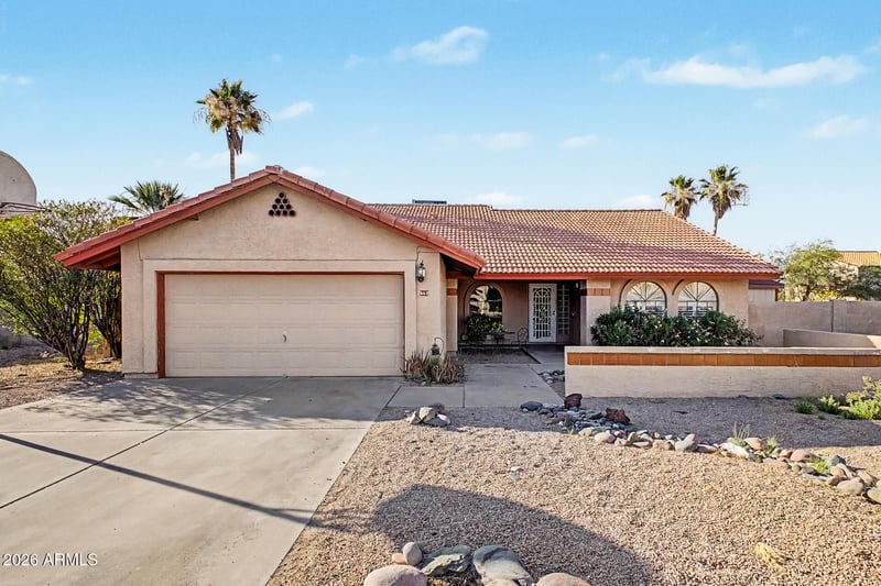 562 Hackamore St, Mesa, AZ 85203