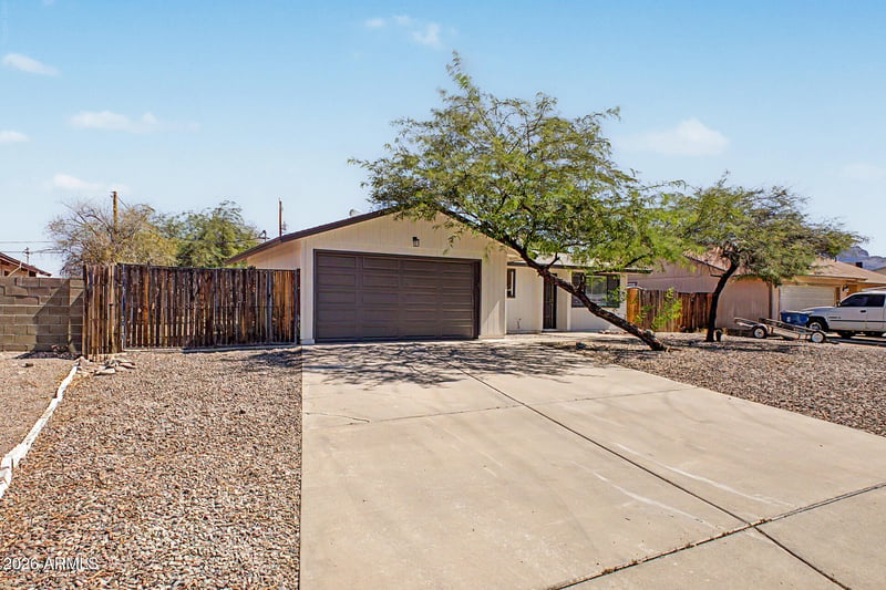 562 Hondo Ave, Apache Junction, AZ 85119