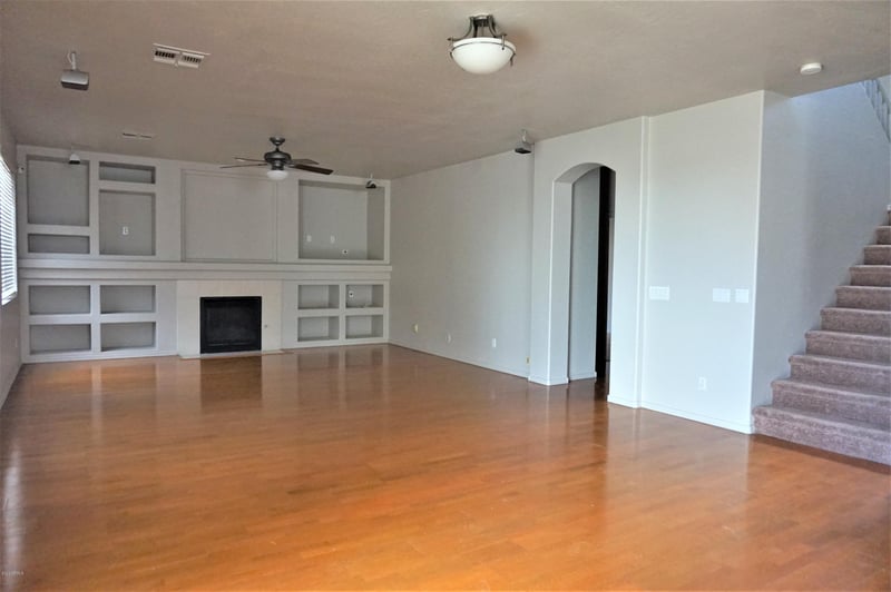 562 Kimberlee Way, Chandler, AZ 85225