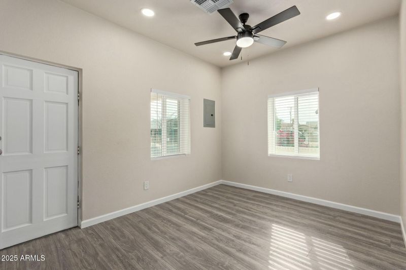 562 N Lewis --, Mesa, AZ 85201