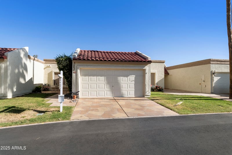 562 Palo Verde Way, Mesa, AZ 85208