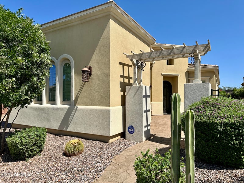 562 Vesper Trl, Queen Creek, AZ 85140