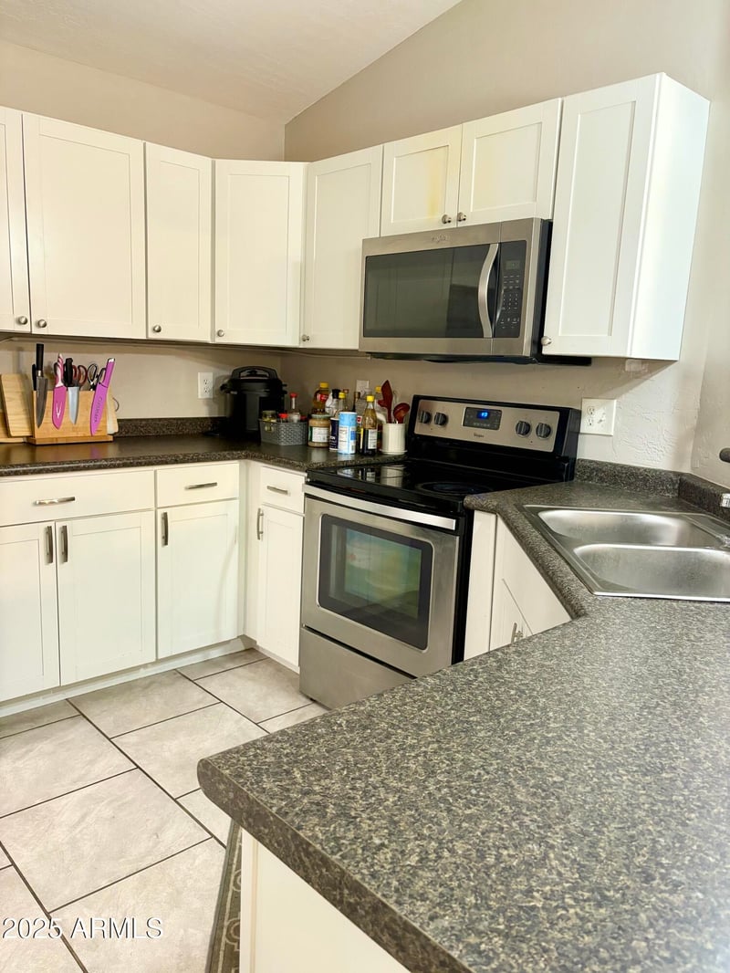 5620 42nd St, Phoenix, AZ 85040