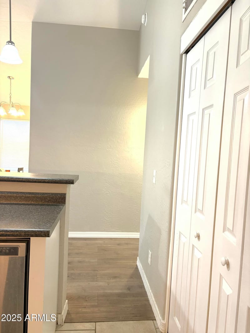 5620 42nd St, Phoenix, AZ 85040