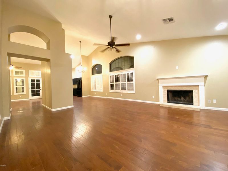 5620 W Bloomfield Rd, Glendale, AZ 85304