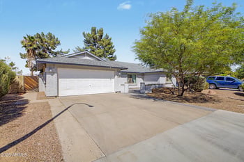 5620 W Frye Rd, Chandler, AZ 85226