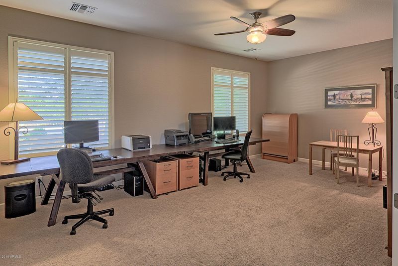 5621 E White Pine Dr, Cave Creek, AZ 85331