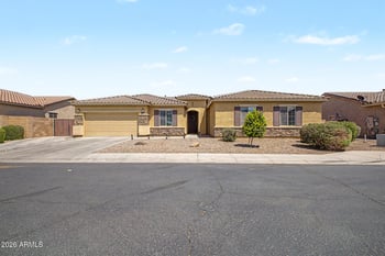 5621 57th Ln, Laveen, AZ 85339