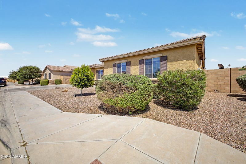 5621 57th Ln, Laveen, AZ 85339