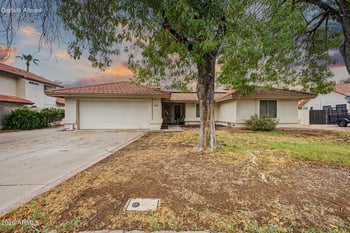 5622 E Fairfield St, Mesa, AZ 85205