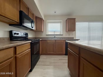 5622 W Jones Ave, Phoenix, AZ 85043