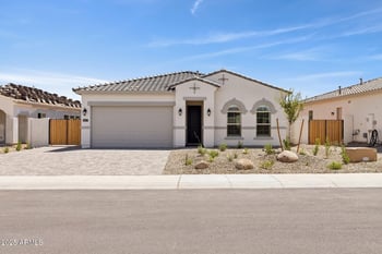 5623 193rd Dr, Litchfield Park, AZ 85340