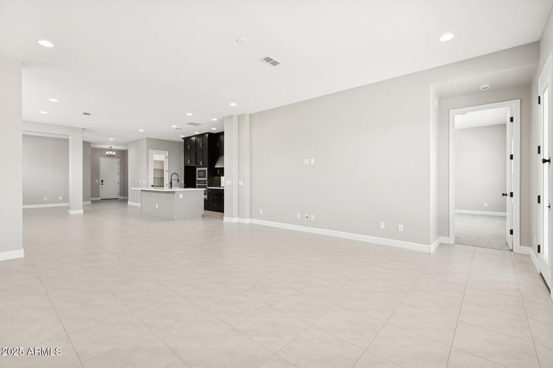 5623 193rd Dr, Litchfield Park, AZ 85340