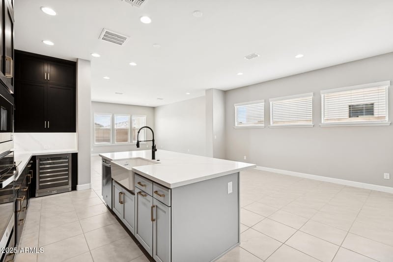 5623 193rd Dr, Litchfield Park, AZ 85340