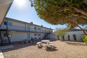 5623 Myrtle Ave, Glendale, AZ 85301