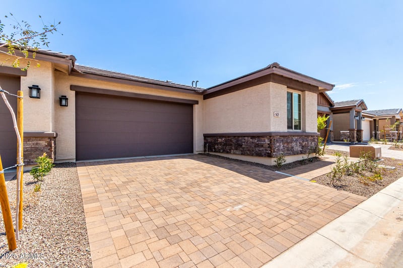 5625 205th Ln, Buckeye, AZ 85396