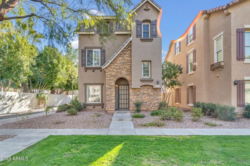 5625 S 21st Pl, Phoenix, AZ 85040