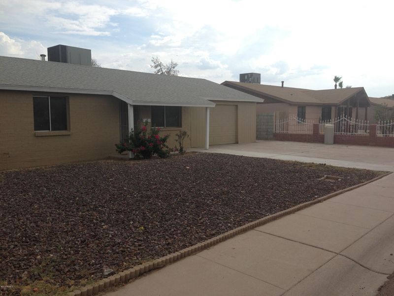 5625 W Berkeley Rd, Phoenix, AZ 85035