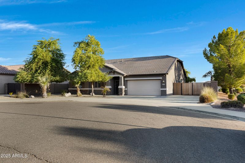5625 W Milada Dr, Laveen, AZ 85339