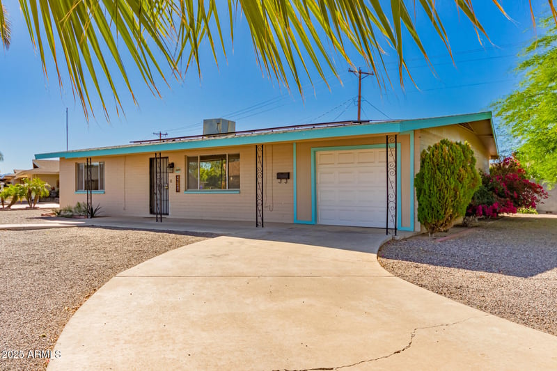 5627 Covina Rd, Mesa, AZ 85205